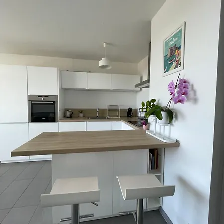 Apartment T2 Soleil Et *